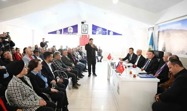 Başkan Böcek Demre'de açılış yaptı, incelemelerde bulundu