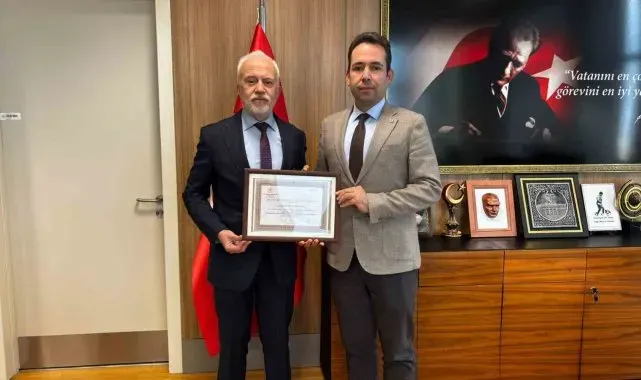 Eskişehir Şehir Hastanesi'ne "Beslenme Dostu ve Fiziksel Aktiviteyi Destekleyen İşyeri" sertifikası