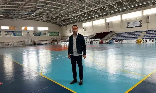 Dadaşlar Futsal Milli Takımını bekliyor