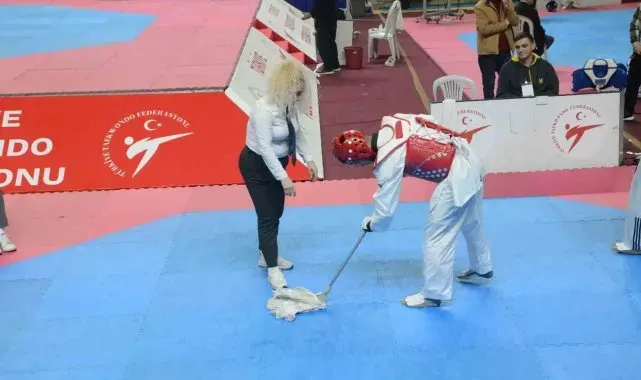 Milli sporcu müsabakayı bıraktı, piste paspas attı