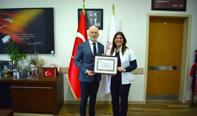 Yunus Emre Devlet Hastanesi'ne "Beslenme Dostu ve Fiziksel Aktiviteyi Destekleyen İşyeri" sertifikası
