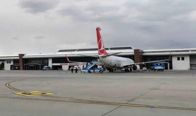 Erzurum'da 11 ayda 1 milyon 81 bin 605 kişi uçtu