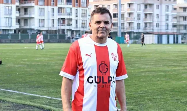 Futbolun Mike Tyson'u, 59 yaşında sahalara geri döndü
