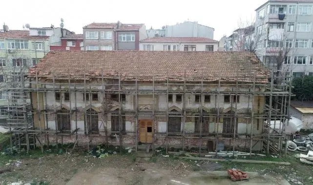 Tarihe dokunan dönüşüm: Darüşşafaka'nın Jimnastik Salonu kütüphane oldu
