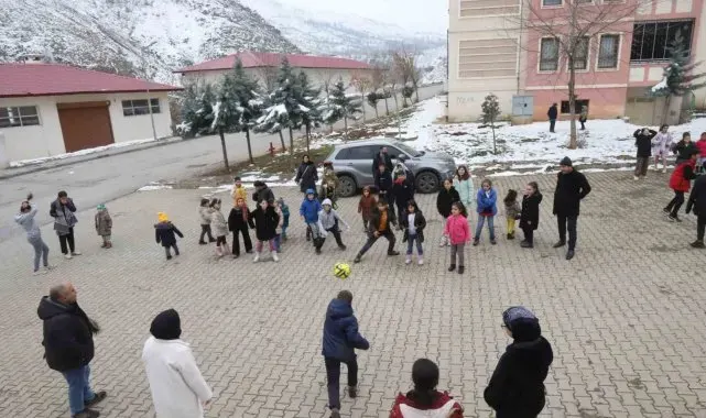 Muş'ta yöresel oyunlarla teknoloji bağımlılığına karşı mücadelede