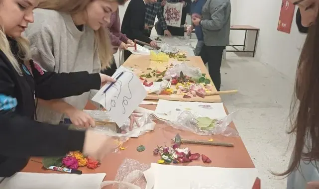 BAÜN'DE doğadan ilham alan 'Ecoprint' etkinliği düzenlendi