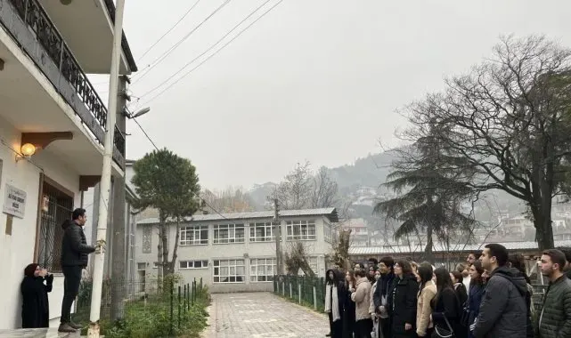 Üniversiteli gençler, büyükşehir ile şehrin güneyinde tarihi yolculuğa çıktı