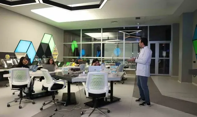 Bilim Merkezi'nden üniversite öğrencilerine ücretsiz Arduino eğitimi
