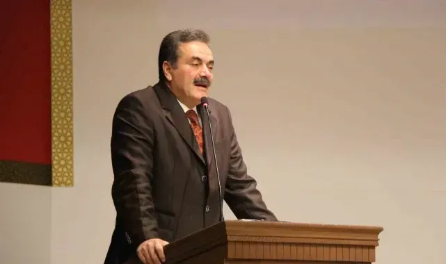 AK Partili Haluk İpek: "Özgür Özel 3 günlük öngörüde bile bulunamıyor"