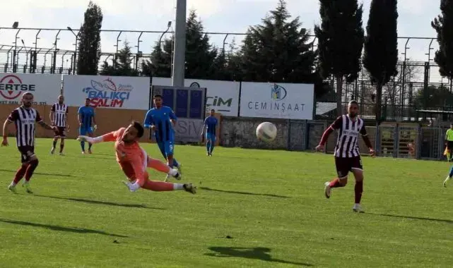 TFF 2. Lig: Karacabey Belediyespor: 1 - Elazığspor: 1