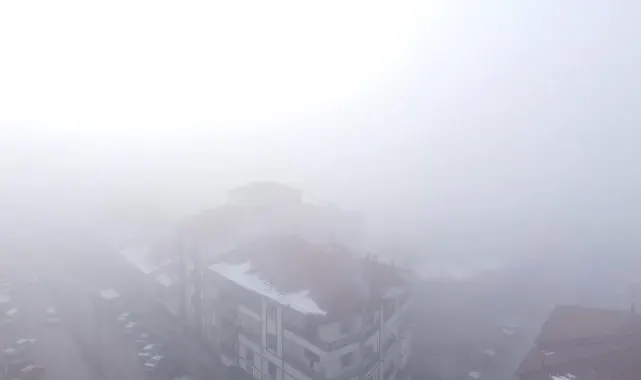 Çekerek'te sabahın erken saatlerinde sis etkili oldu