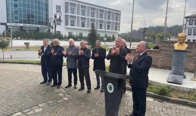 Çaycuma'da 10002 Kalite Bayrağı göndere çekildi