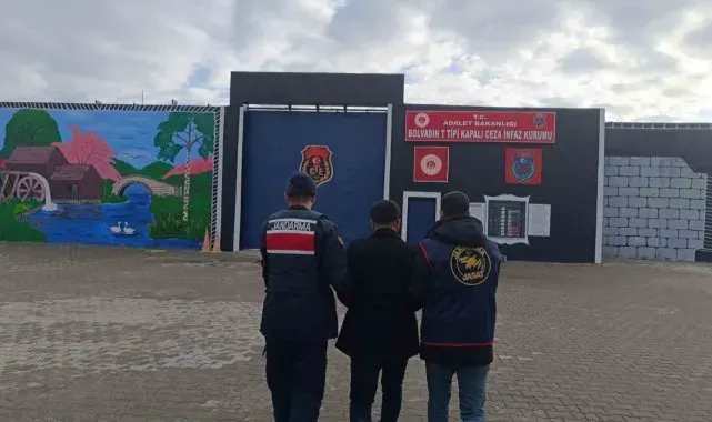 FETÖ'ye üye olmaktan aranan şahsı JASAT yakaladı