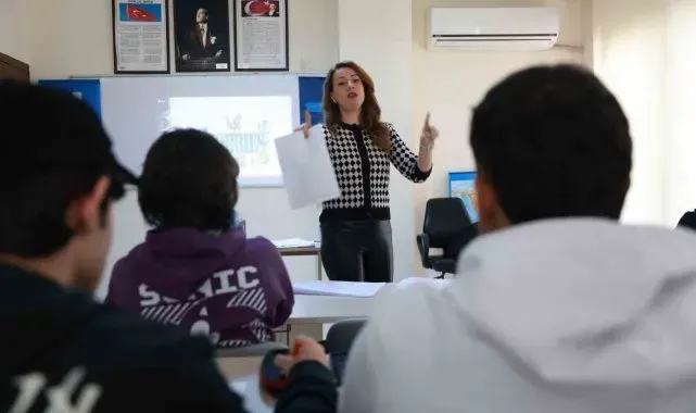 ATABEM'den üniversite adaylarına hem akademik hem kariyer desteği