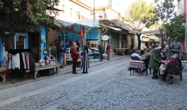 Tarihi çarşı ayağa kalkacağı günü bekliyor