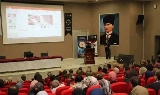 Ailelere önemli uyarı: "Kot pantolonların çakmaklık cebi uyuşturucu saklamak için en ideal yerlerin başında geliyor"