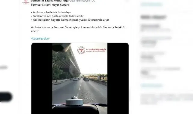 Samsun'da sürücüler, 'fermuar sistemi' ile ambulansa yol verdi
