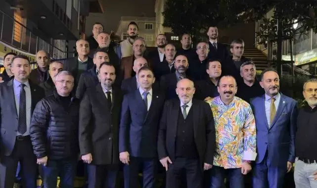 Çeyrek Asırlık çınarlar, 'vefa' yemeğinde bir araya geldi