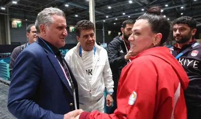 Bakan Bak: "Engelli spor branşlarındaki başarılarımız tesadüf değil"