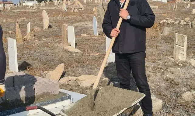 36 yıl sonra şehit sayılan Savsar'ın mezarı yapıldı