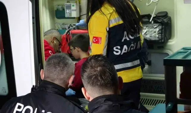Polisten evi yanan mesai arkadaşlarının küçük çocuğuna baba şefkati