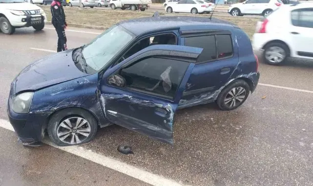 Bandırma'da maddi hasarlı trafik kazası