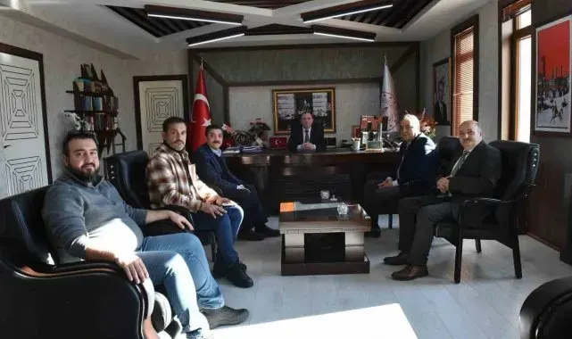 Hikmet Karaca; "Okullarda dönem sonu resim çekimlerini esnaf yapmalı"