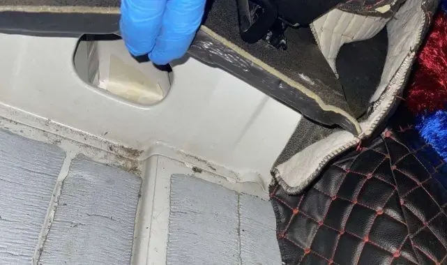 Tırın koltuk altına gizlenen 59 bin 810 euro komşuya kaldı