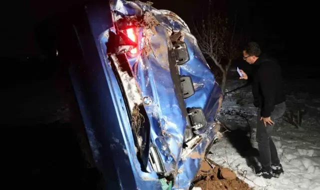 Seyir halinde makas atan sürücü takla attı: 1 yaralı