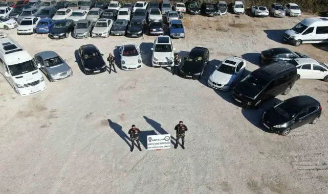 Antalya'da 'change' lüks araç operasyonu