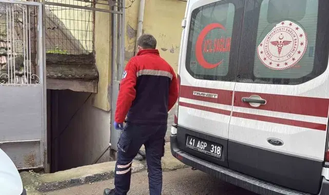 Yakınlarının haber alamadığı adam yalnız yaşadığı evinde ölü bulundu