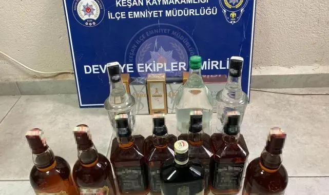 Keşan'da gümrük kaçağı içki ile parfüm ele geçirildi