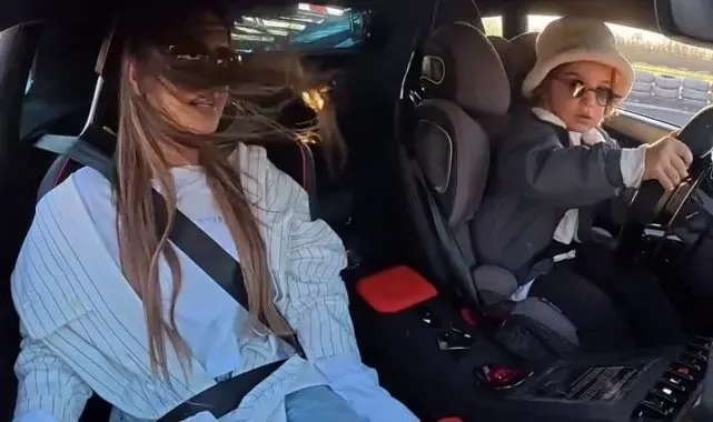 Minik Zayn annesini, "Seni gezdireceğim" diye kandırıp pistte tozu dumana kattı