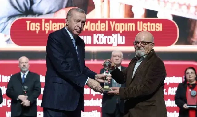 Cumhurbaşkanı Erdoğan: "Batıcı zihniyetin Türkiye'nin kültür hayatında açtığı yaralar halen kapanmadı"