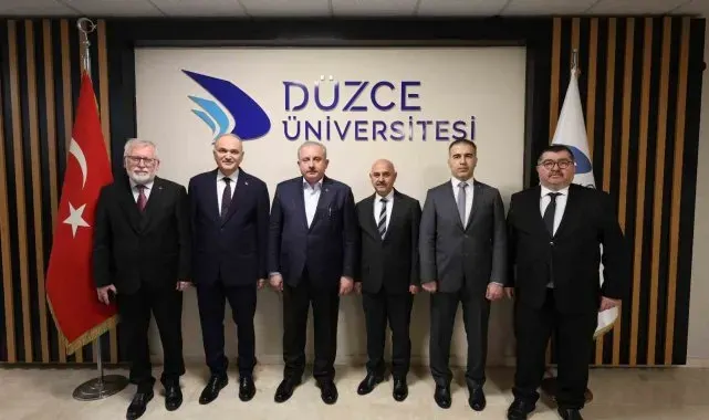 Mustafa Şentop: "Türkiye'nin toplumsal katılımla gerçek ve dengeli bir anayasa yapacağına inanıyorum"