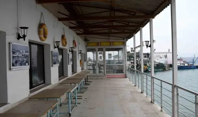 Kuşadası'nda Balıkçı Kahvesi'nin mülkiyeti yasal olarak tescillendi