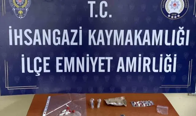 Kastamonu'da uyuşturucu operasyonu: 3 gözaltı