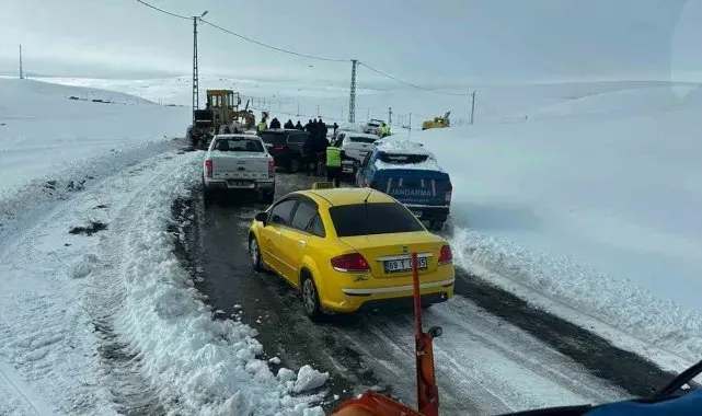 Bayburt'ta kapalı köy yolları açılıyor