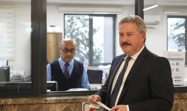 Başkan Palancıoğlu vergisini ödedi