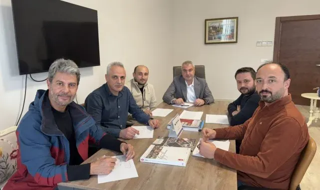 Çorum'daki en güzel sonbahar görüntüsünü çekebilmek için yarıştılar