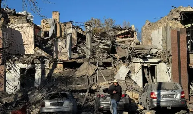 Rusya, Ukrayna'da enerji altyapısına ve sanayi tesislerine saldırdı