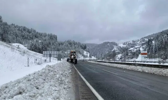 Kastamonu'da 526 köy yolu ulaşıma kapandı
