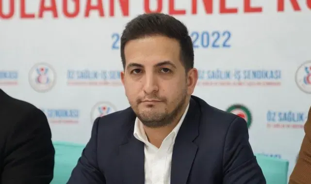 Aküzüm, öğretmenler gününü kutladı
