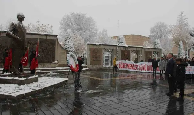 Kayseri İl Milli Eğitim Müdürü Esen: "Erdemli toplum erdemli insanların elinde yetişir"