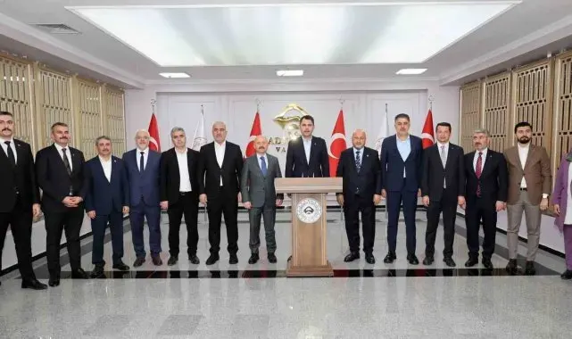 Adıyaman'da depremin izleri siliniyor