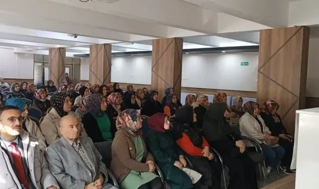Karapınar'da Uyuşturucu ile Mücadele Bilgilendirme toplantısı düzenlendi