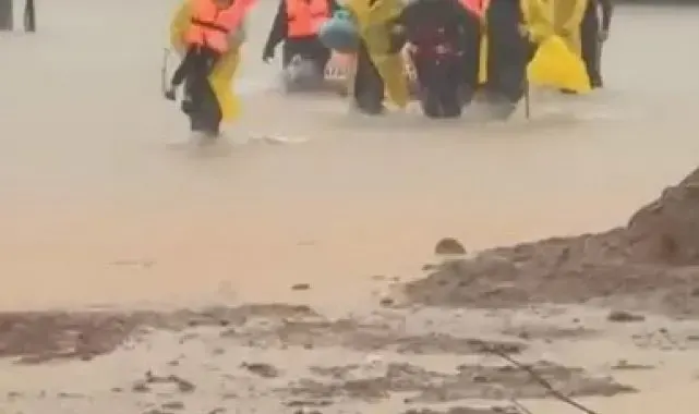 Antalya'da sal ve dolu seraları vurdu
