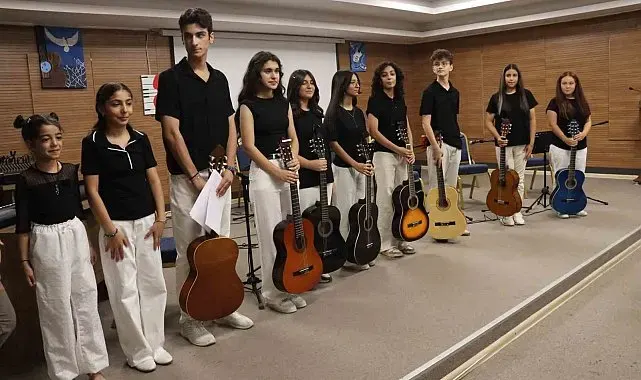 Esentepe Gençlik Merkezi yaz kursları sona erdi