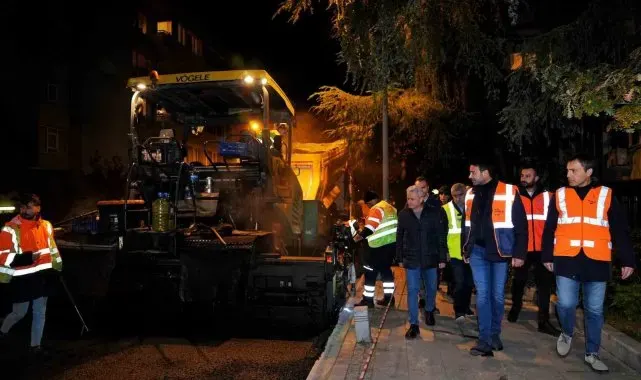Beşiktaş'ta yol bakım ve onarım çalışmaları devam ediyor