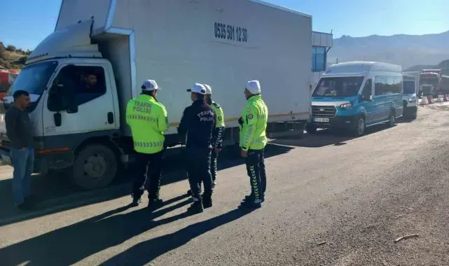 Şırnak Valiliğinden kış lastiği uyarısı